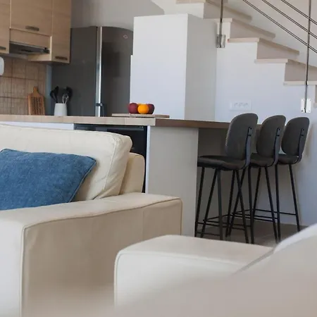 Cook With Pool And Terraces With Sea Views Dhaskalianá